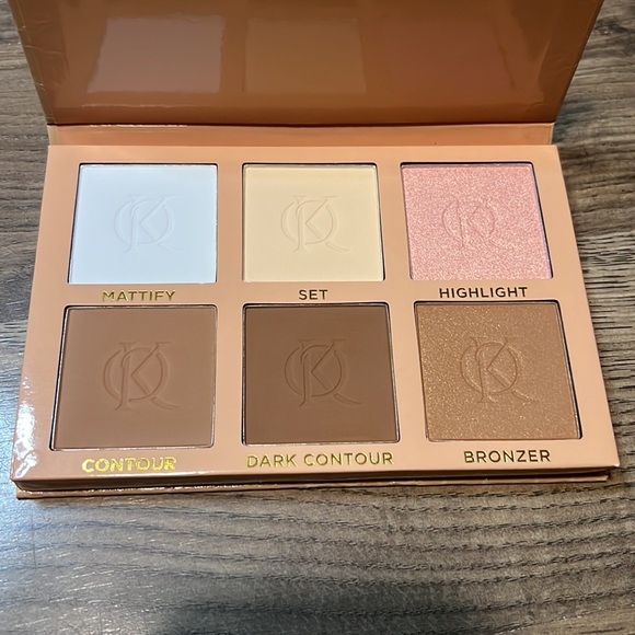 *Host Pick* KENIA ONTIVEROS BEAUTY Set and Define Kit - Picture 6 of 6